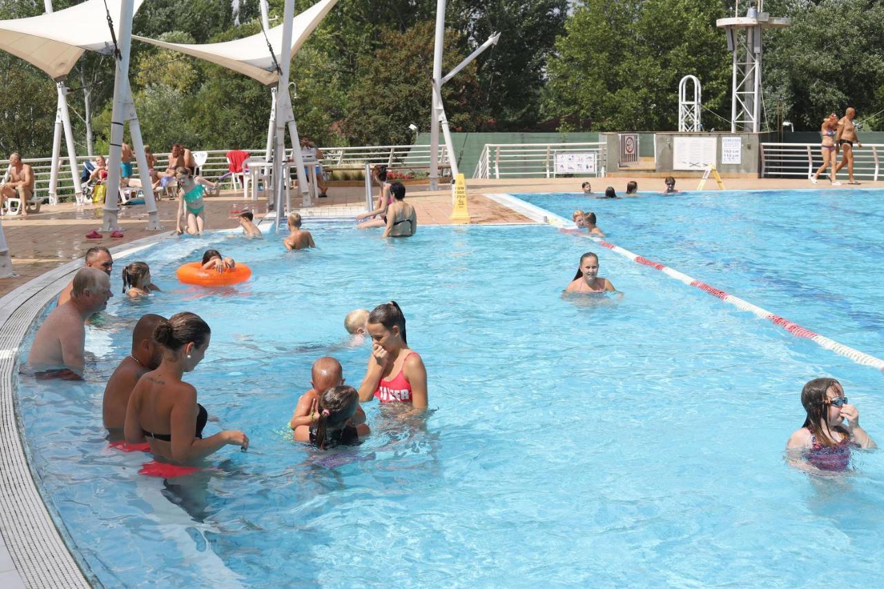 Balatontourist Fuered Camping & Bungalows Balatonfüred Esterno foto